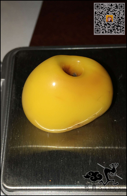 马鞍形蜜蜡